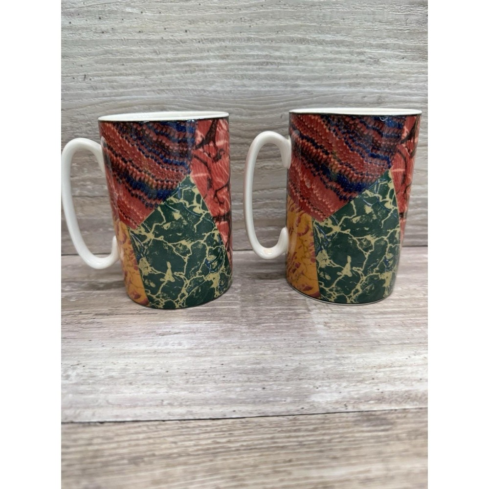 Set Of 2 Hankook Saint James Super Strong China Coffee Mugs Green Red Mosaic